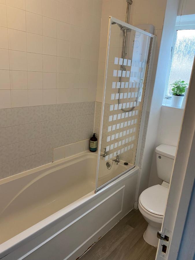Сasa de vacaciones Arma Short 46 - Sleeps 3 - Free Parking & Garden *