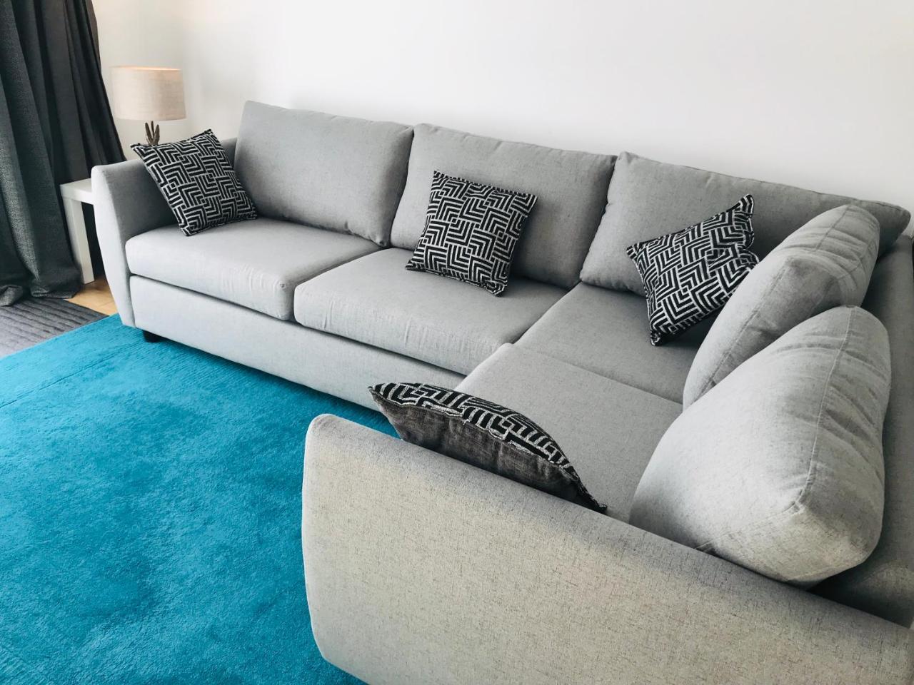 Arma Short 46 - Sleeps 3 - Free Parking & Garden *